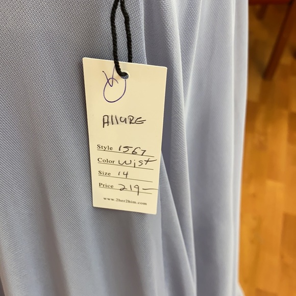 ✔️ wisteria bridesmaid dress - Picture 12 of 13